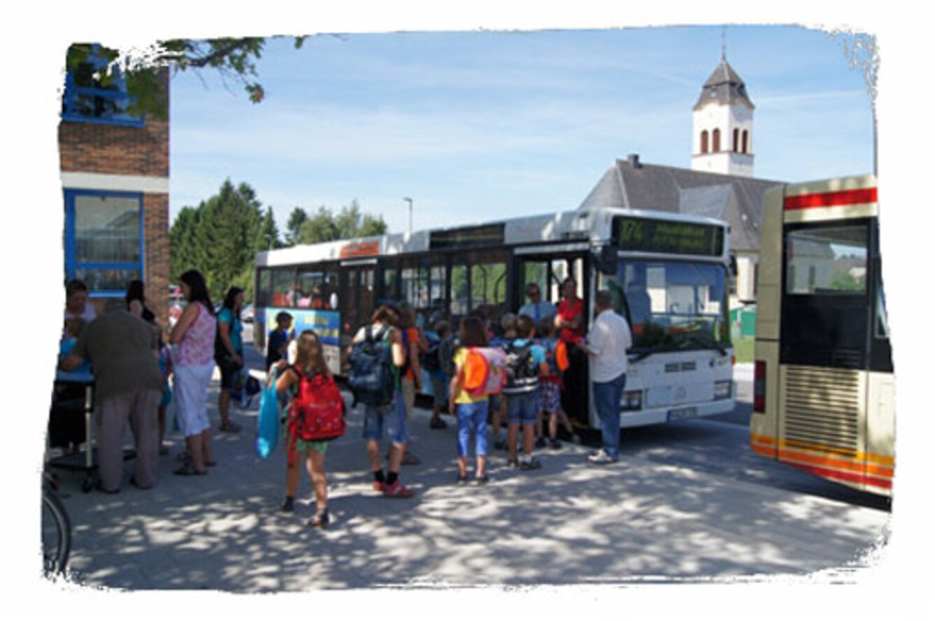 Busabfahrt_ausgeschnitten