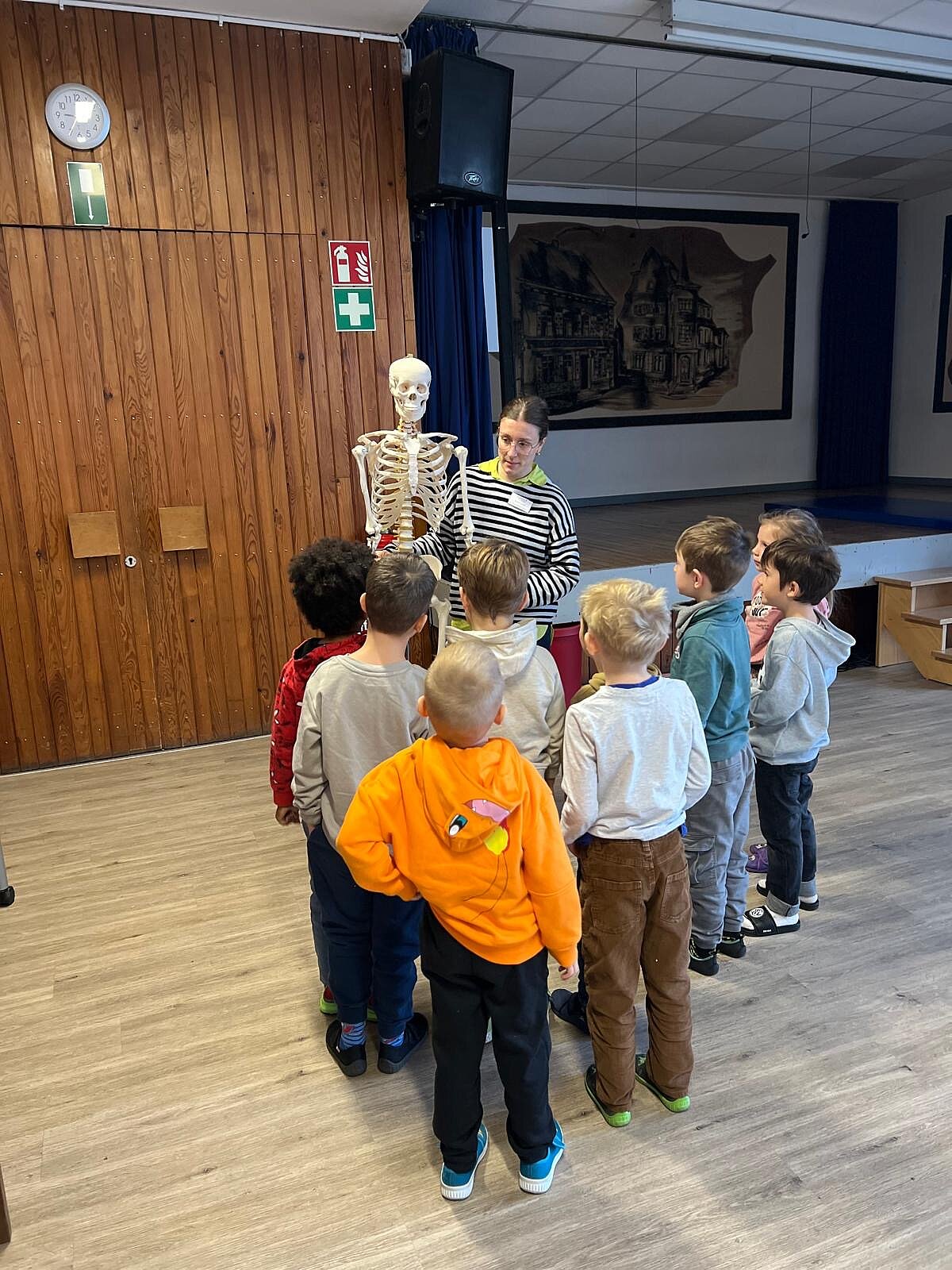 13_d7d2eb50-40c8-4d8e-9e38-39b76baff25e