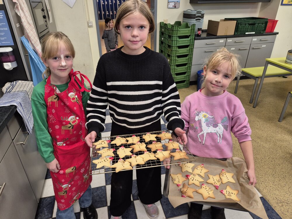 Foto_Adventsbacken_und_Markt___40_